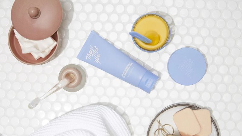 Moisturizing Whitening Repair Firming Korean Skincare Set Whitening - China  Face Cream and Face Serum price