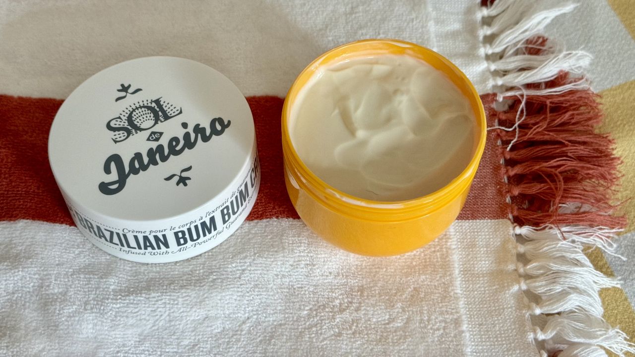 Sol de Janeiro Brazilian Bum Bum Cream review