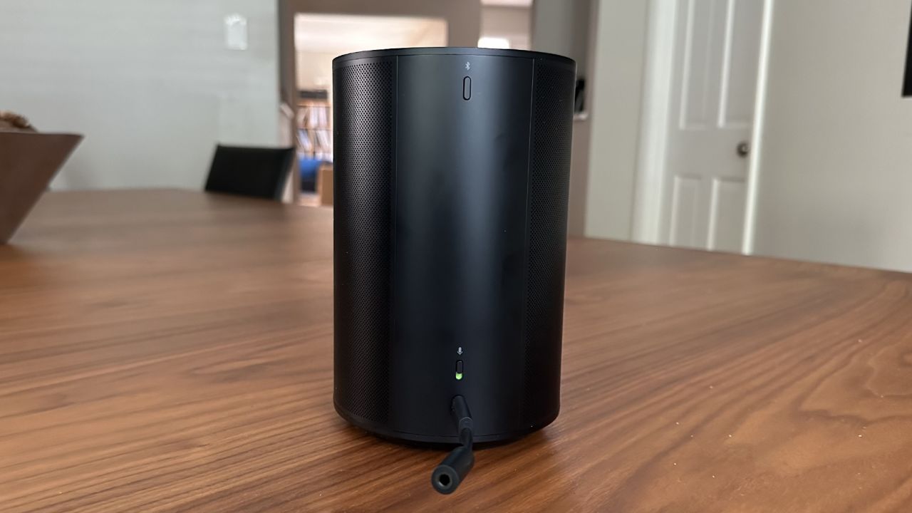 sonos era 100 rear cnnu.jpg