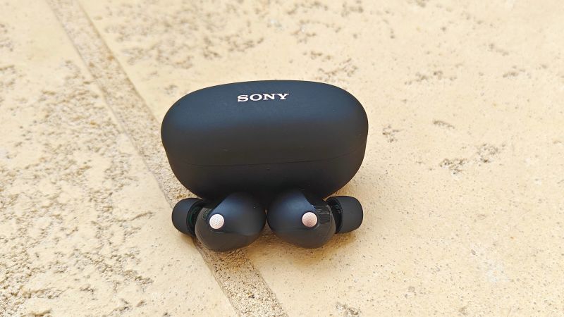 Sony WFXM5 review: The new king of wireless earbuds   CNN