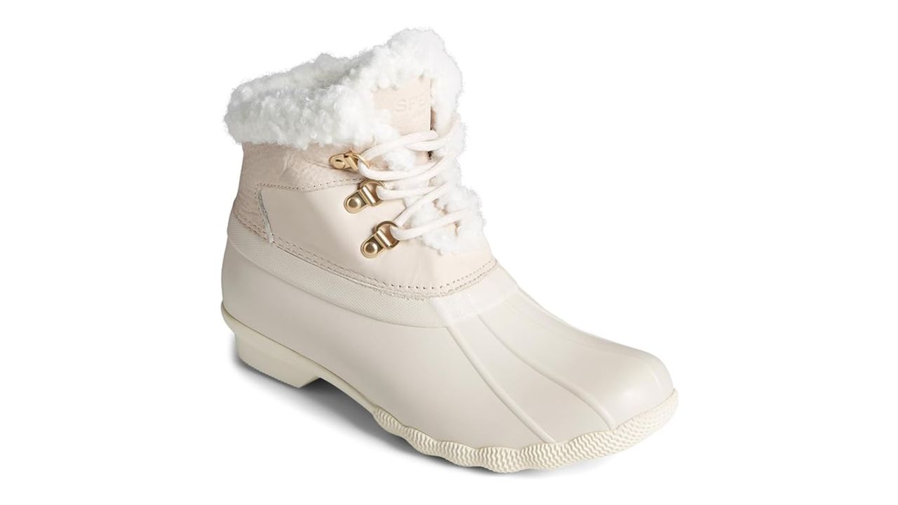 Sperry Women's Saltwater Alpine Leather Snow Boot product card cnnu.jpg