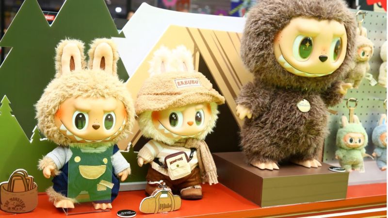 A monster hit and a billion-dollar toy empire | CNN Business