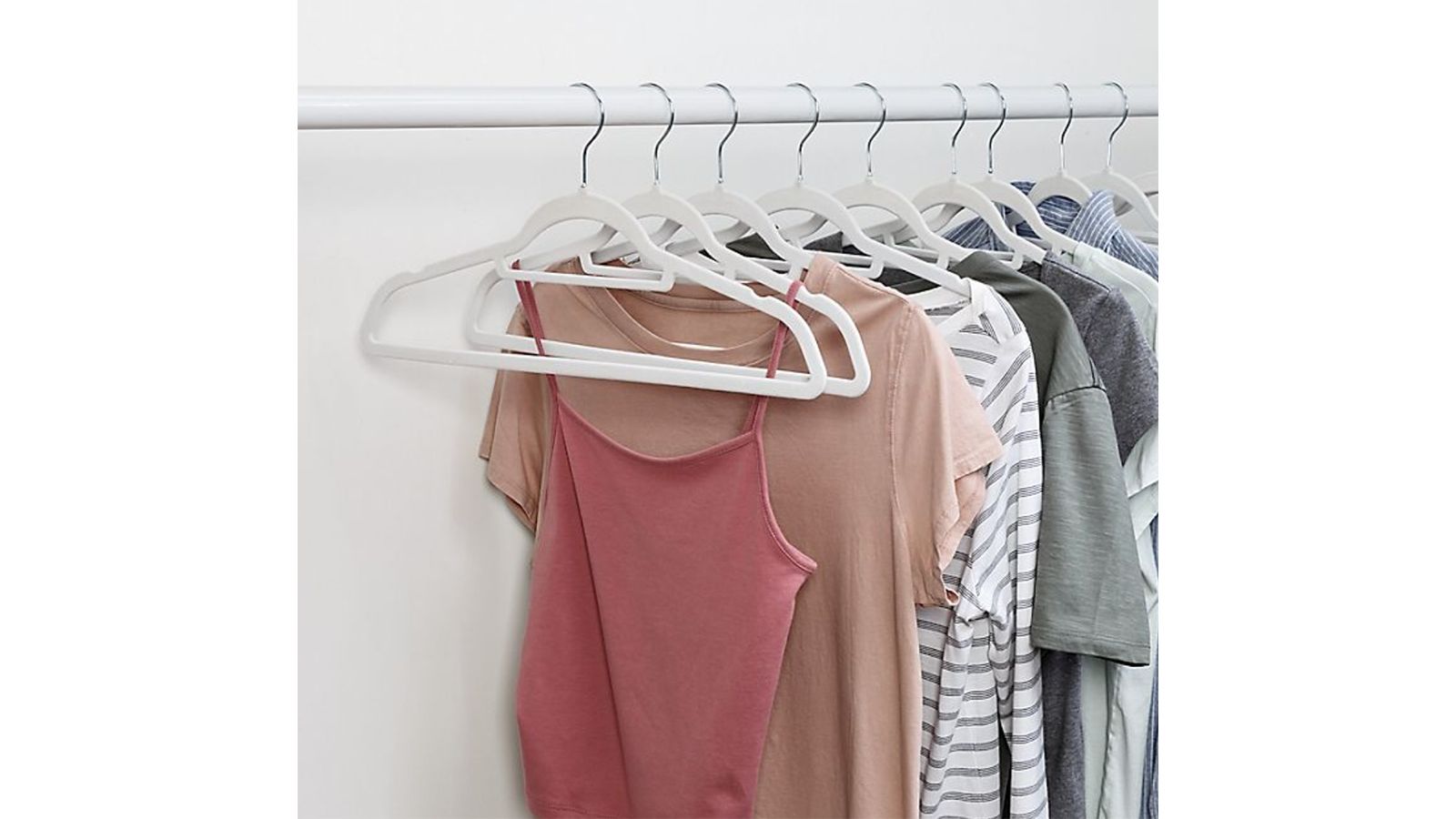 50-Piece Set of Velvet Slim-Profile Clothes Hangers 