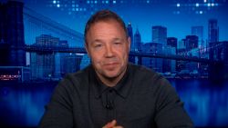 stephen graham thumb.jpg