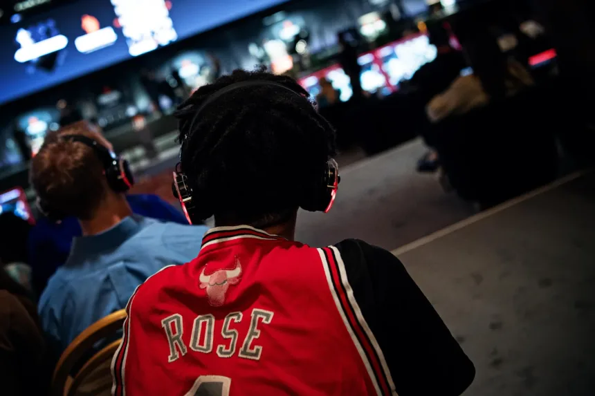 A Chesstival attendee wears a Derrick Rose Bulls jersey during the tournament in Las Vegas.