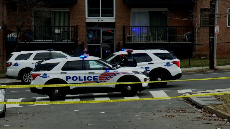 3 DC police officers wounded in shooting while making an animal cruelty arrest CNN 3 DC police officers wounded in shooting while making an animal cruelty arrest CNN