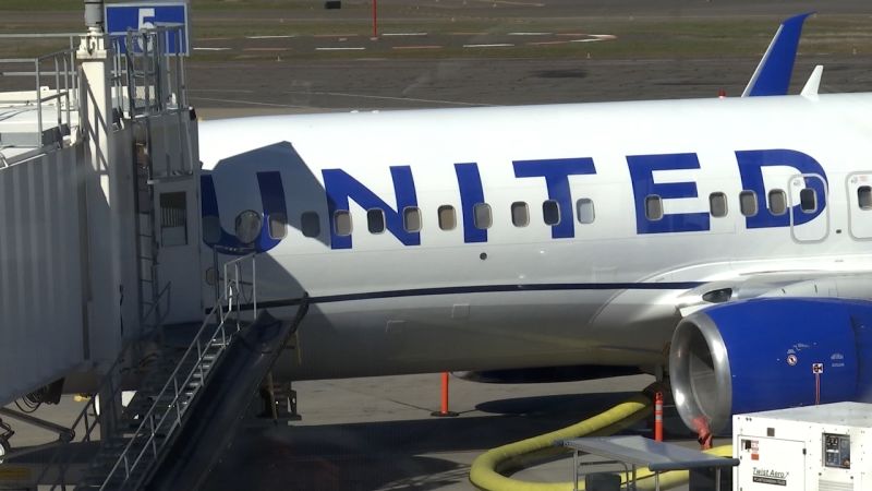 United Airlines flight discovered to be missing external panel after landing safely in Oregon