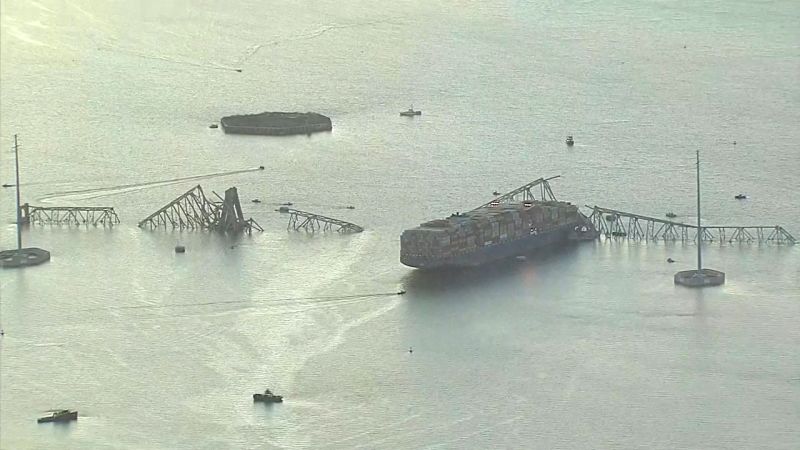6 presumed dead in Maryland bridge collapse; Dali cargo ship lost power  before collision