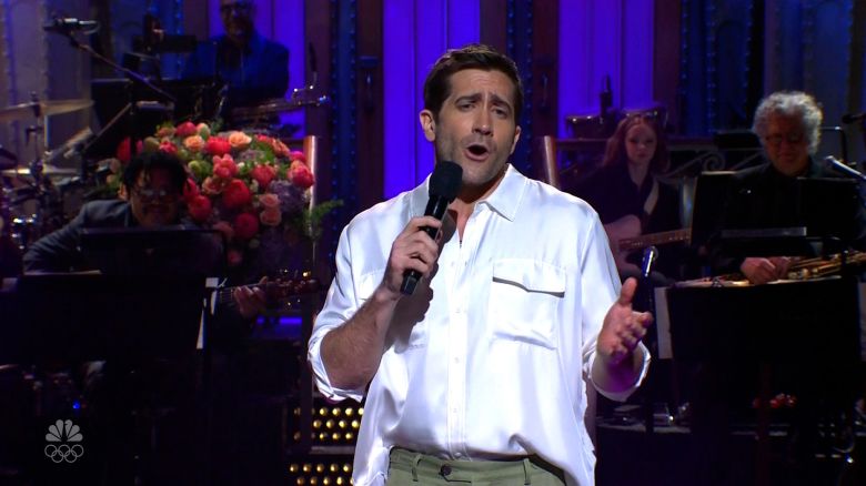 Actor Jake Gyllenhaal breaks into song during his opening monologue during the ‘SNL’ Season 49 finale on Saturday, May 18, 2024.