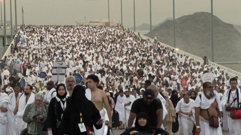 For many Muslim pilgrims, a dangerous unauthorized Hajj is the only option | CNN