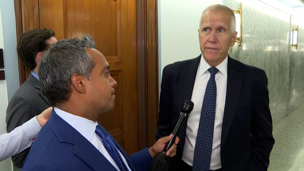 US Sen. Thom Tillis talks to CNN's Manu Raju on Tuesday.