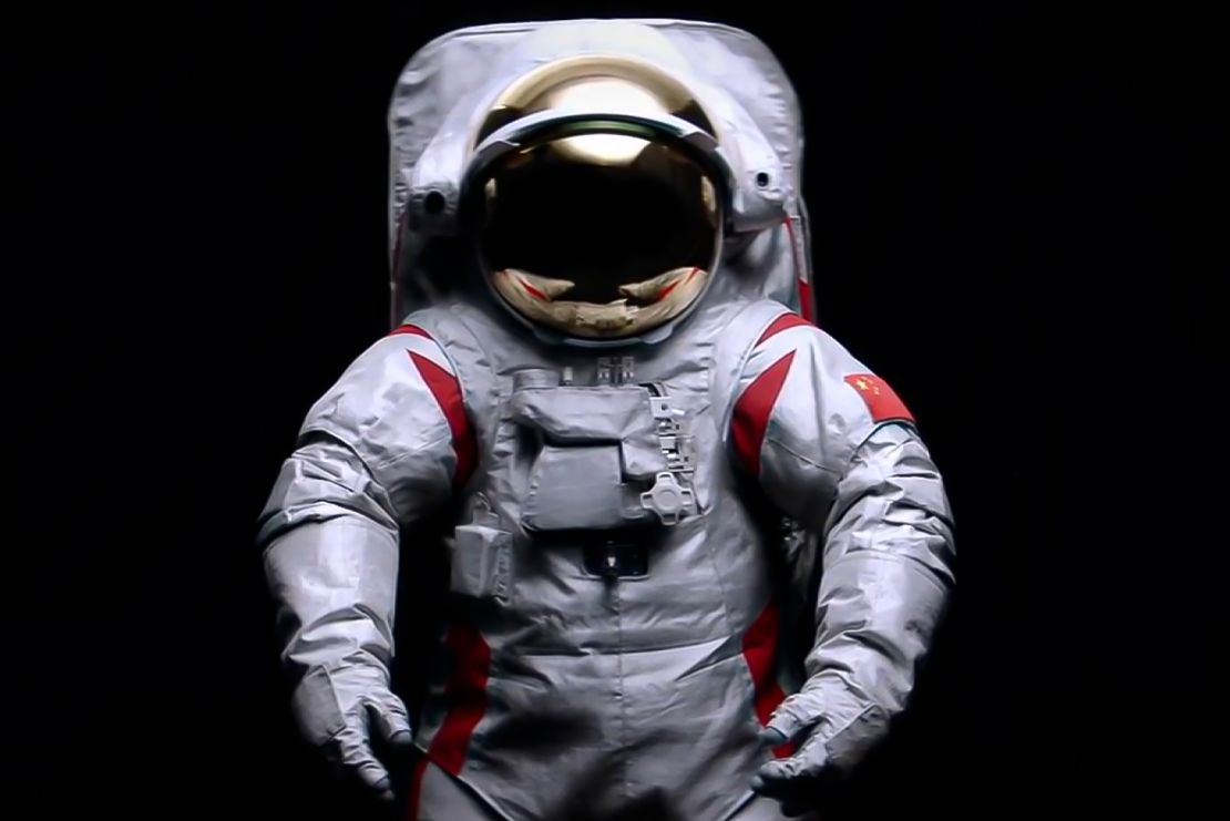 China’s astronauts are aiming to land at the moon via 2030. They now have a brand new spacesuit to do it | The Gentleman Report