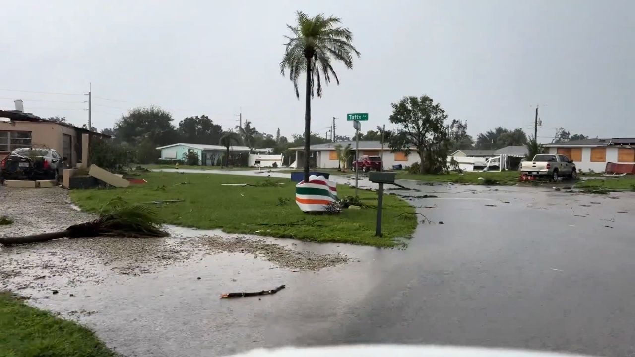 Live updates: Hurricane Milton hits Florida with tornadoes, surge and wind | CNN