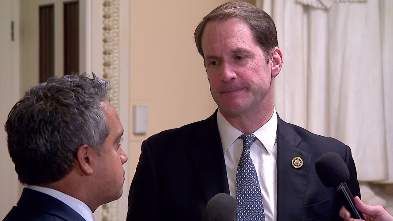 Rep. Jim Himes talks with CNN's Manu Raju on Thursday.