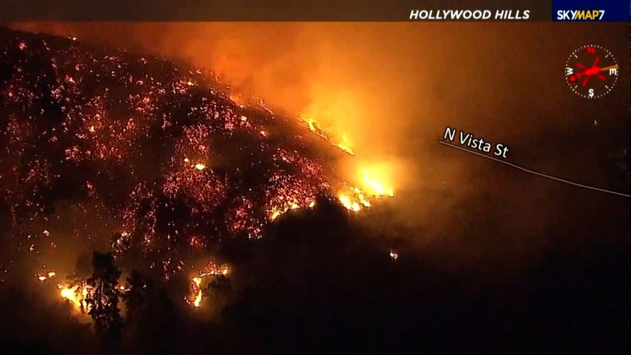 Incendio forestal en Hollywood Hills. KABC