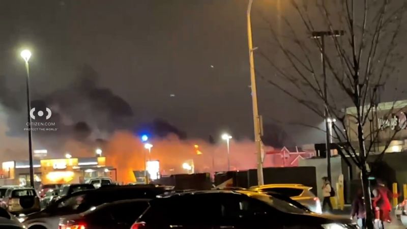 Video shows aftermath of plane crash near Philadelphia mall