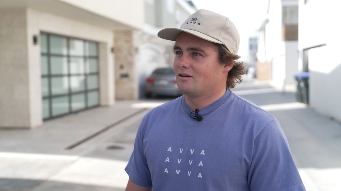 Tyler Gunter believes he fell prey to the same group.