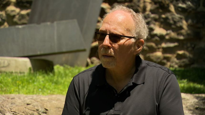 Rabbi Shawn Zevit speaks to CNN.