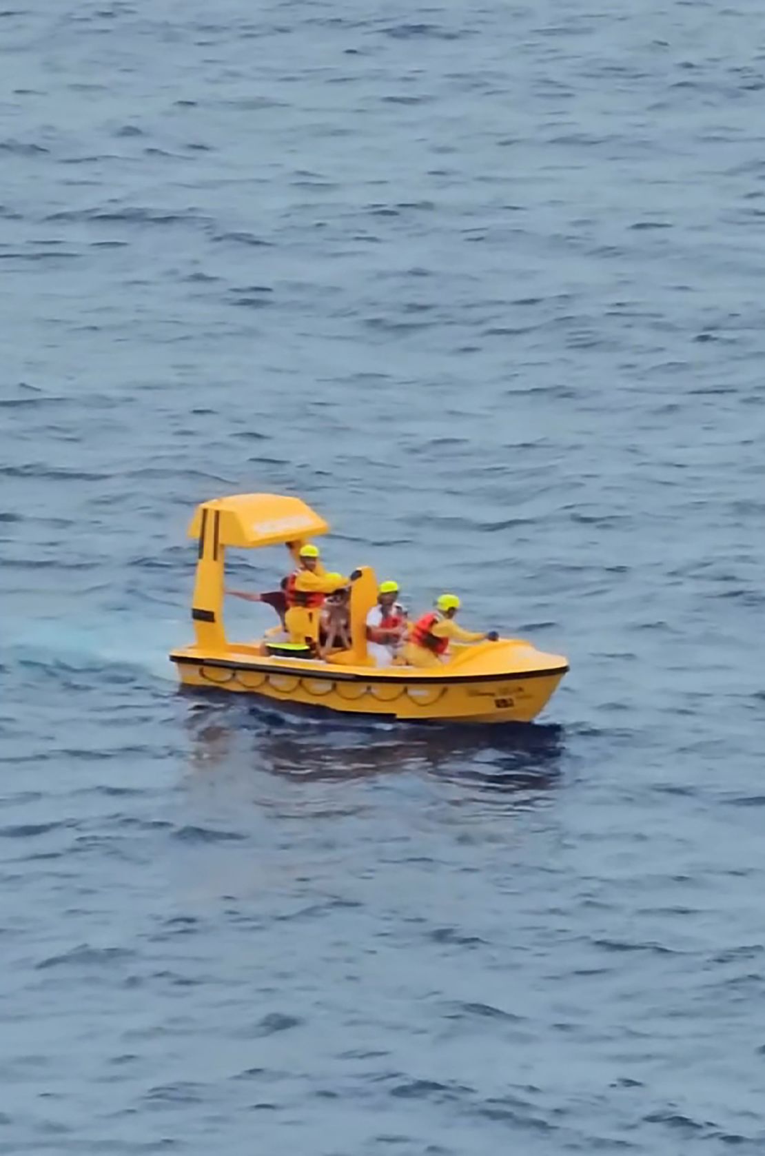 The Disney Dream rescue team rescued the two passengers who fell overboard.</p><p>