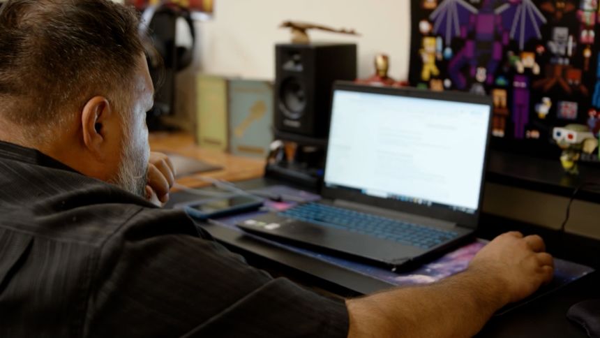 Multiple times, Brooks asked the chatbot for what he calls “reality checks.” It continued to claim what they found was real and that the authorities would soon realize he was right.