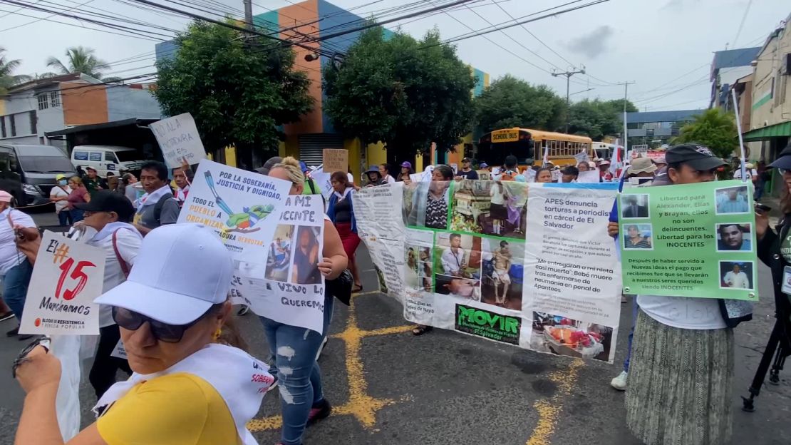 Una imagen de la protesta contra el régimen de excepción en El Salvador.