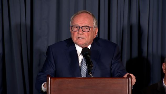 Attorney Bob Clifford announces the first federal lawsuit filed over the January 29, 2025 midair collision near Washington DC that killed 67 people.