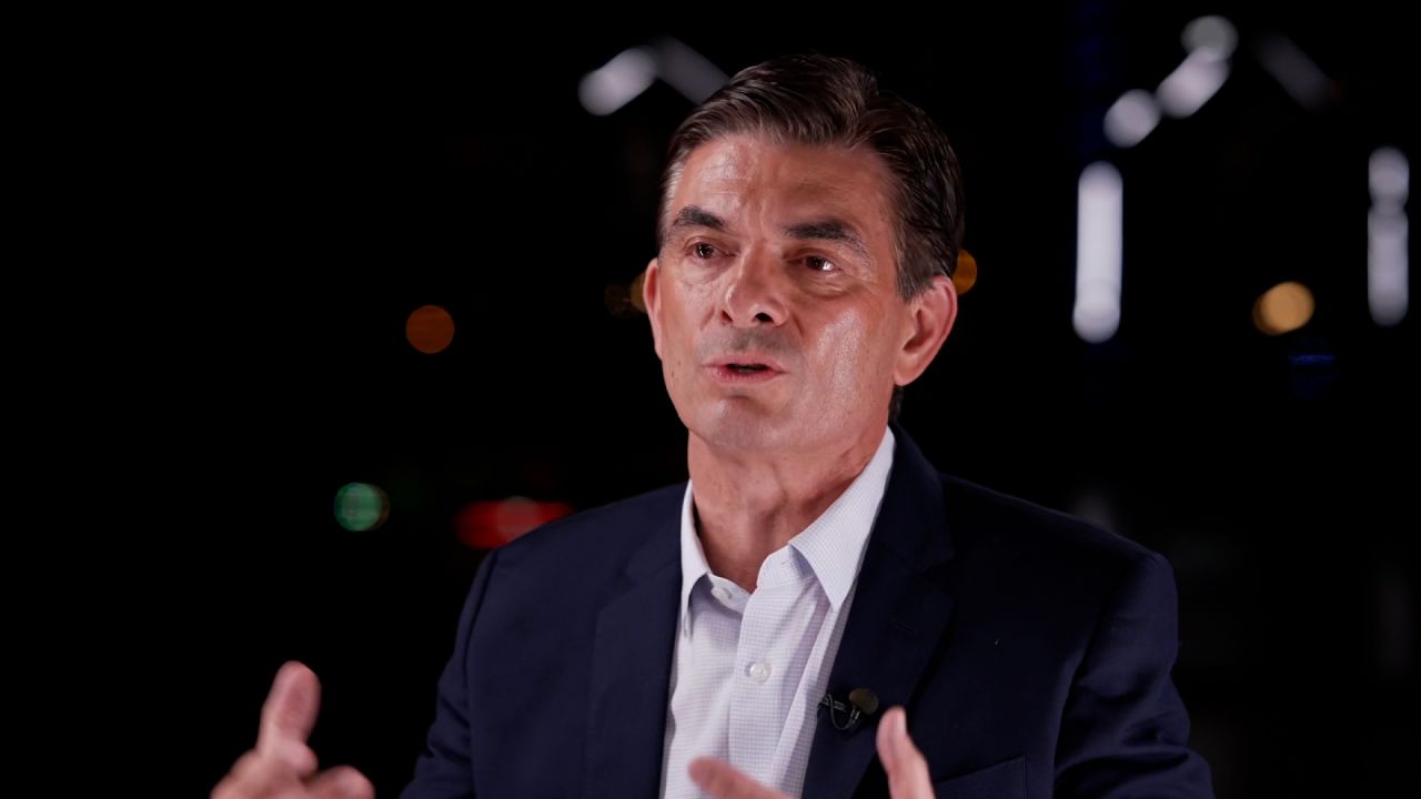 Rodrigo Paz, senador y exalcalde de Tarija, se convirtió el domingo en el presidente electo de Bolivia tras vencer en la segunda vuelta al expresidente Jorge “Tuto” Quiroga.