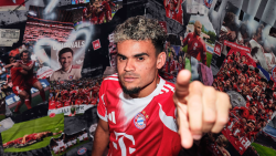 STILL LUIS DÍAZ.png