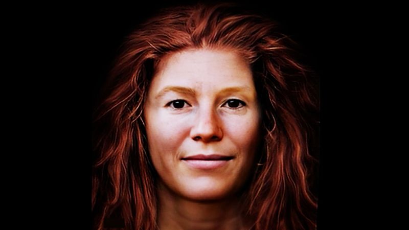 A digital reconstruction of a Bronze Age woman's face is on display at Scotland's Perth Museum and Art Gallery. 