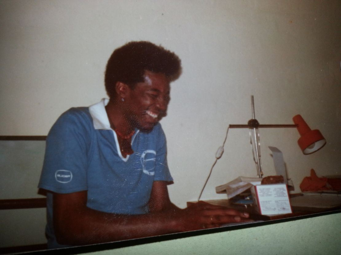 Luyanda Mpahlwa at a drafting table in class at Technikon Natal (now the Durban University of Technology) in 1980.