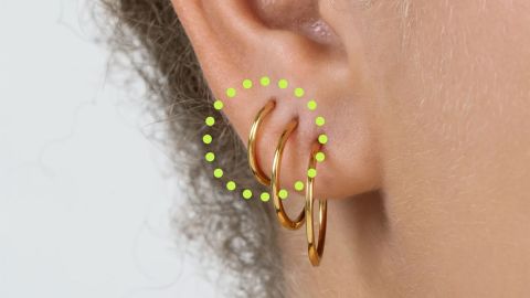 studs-small-slim-hoop-earring-productcard-cnnu.jpg