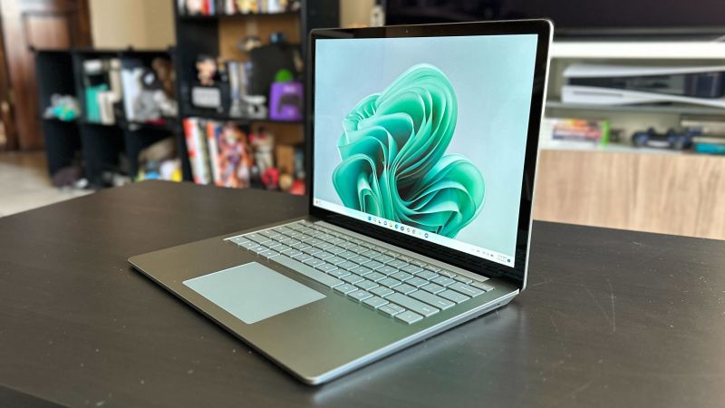 Microsoft Surface Laptop 5 review: The ultimate big-screen Windows ...