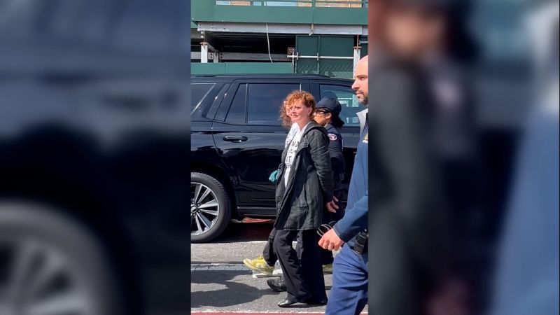 Susan Sarandon, Hannah Einbinder among 100+ detained as NYPD breaks up anti-Netanyahu protest outside UN; Netanyahu defiant in speech