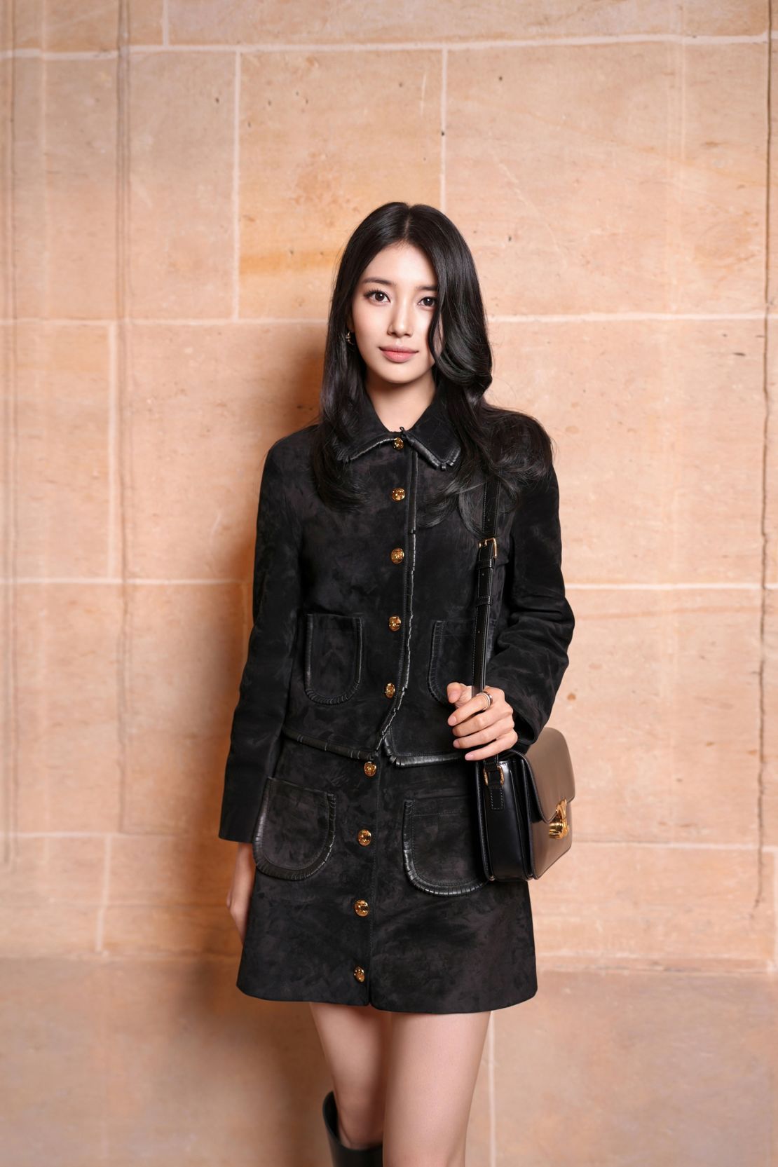 In attendance were also Suzy Bae, dubbed in South Korea as the "Nation's First Love" due to her popularity in singing and acting...