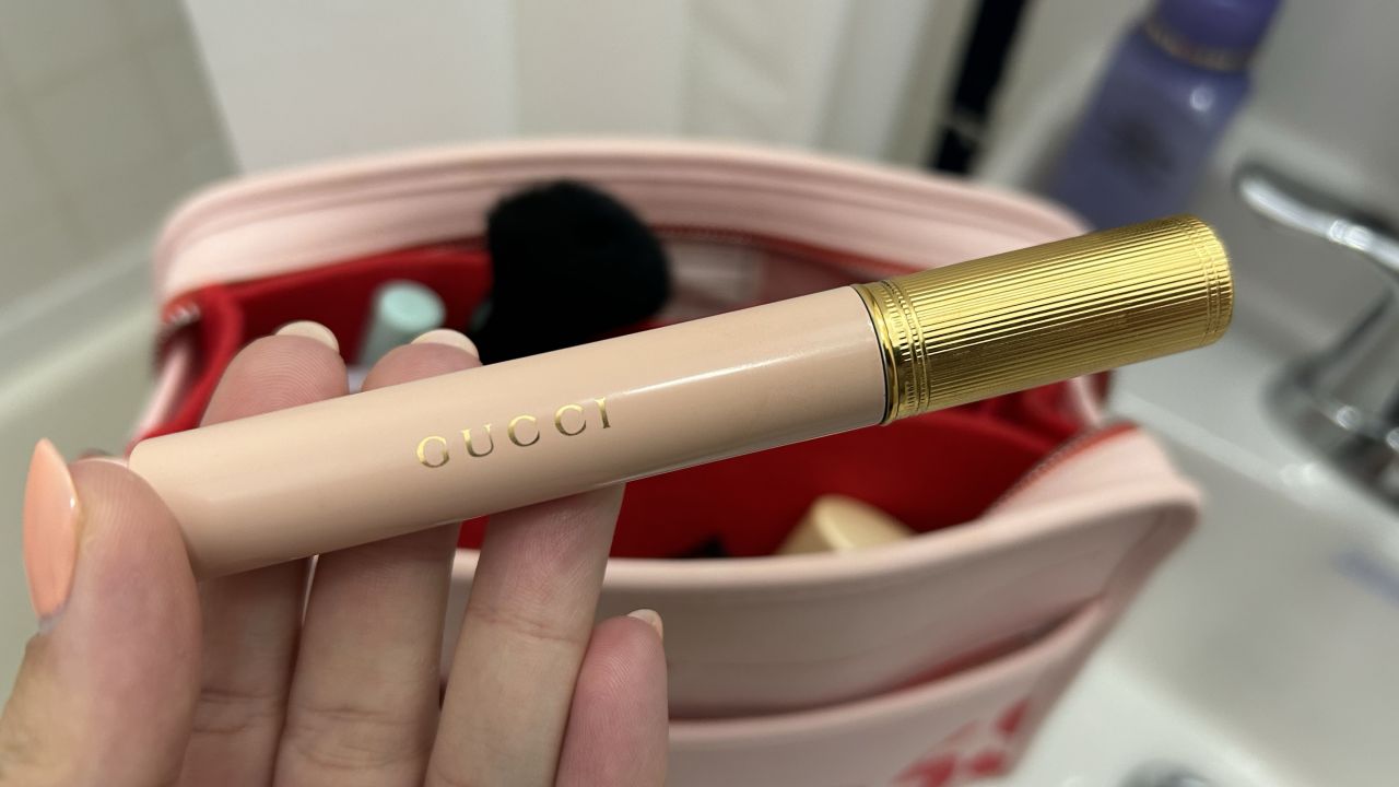 tamara-gucci-mascara.jpg