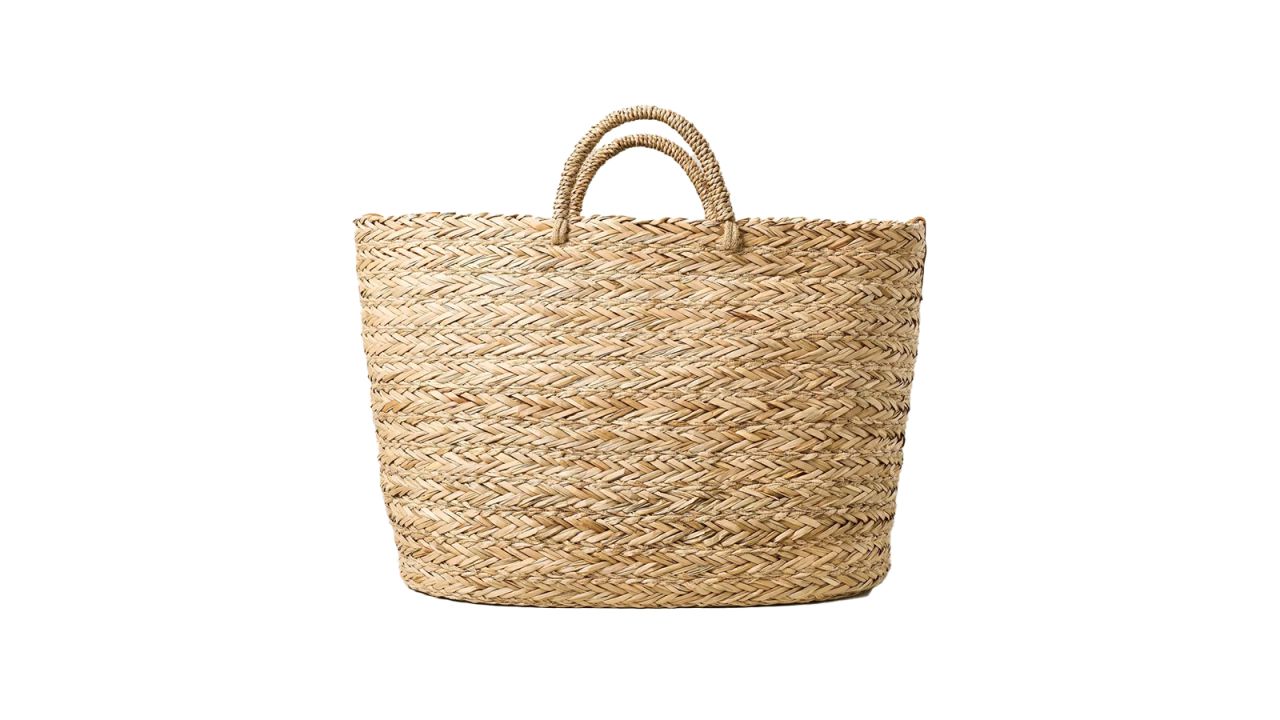 target-straw-bag-cnnu.jpg