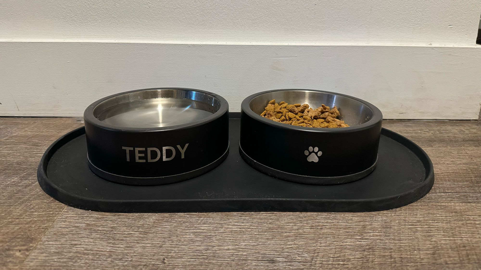 Personalized Pet Bowls - Pet Initials - Large