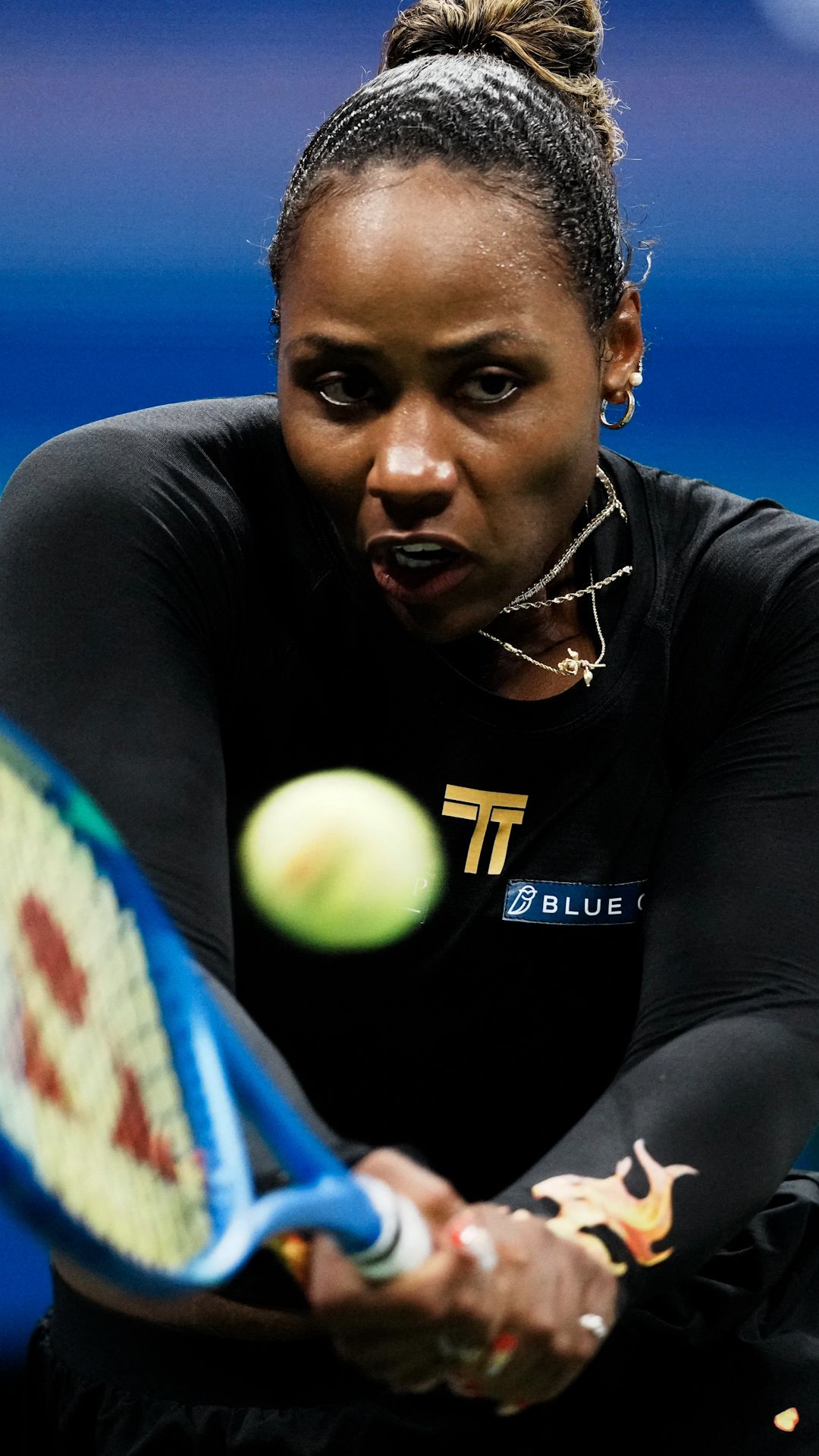tennis player faces backlash vrtc.jpg