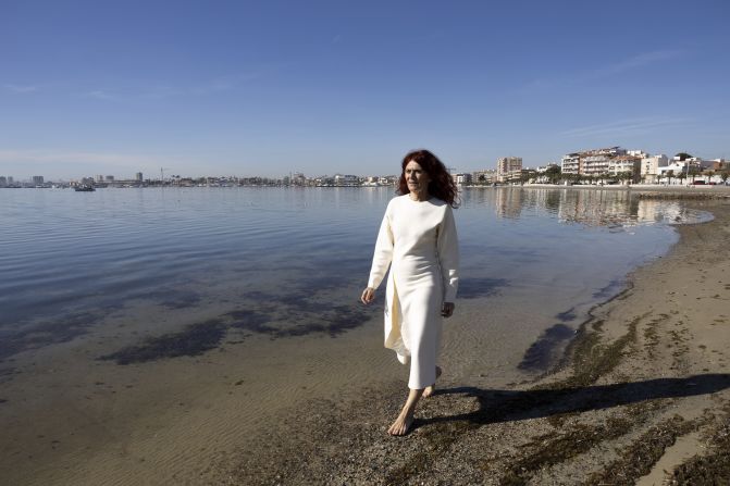 Teresa Vicente, a professor of philosophy of law at the local University of Murcia, was appalled by the state of the lagoon, and in 2020 she launched a campaign to grant Mar Menor rights of nature, meaning that it would have a right to exist and be defended from further damage.