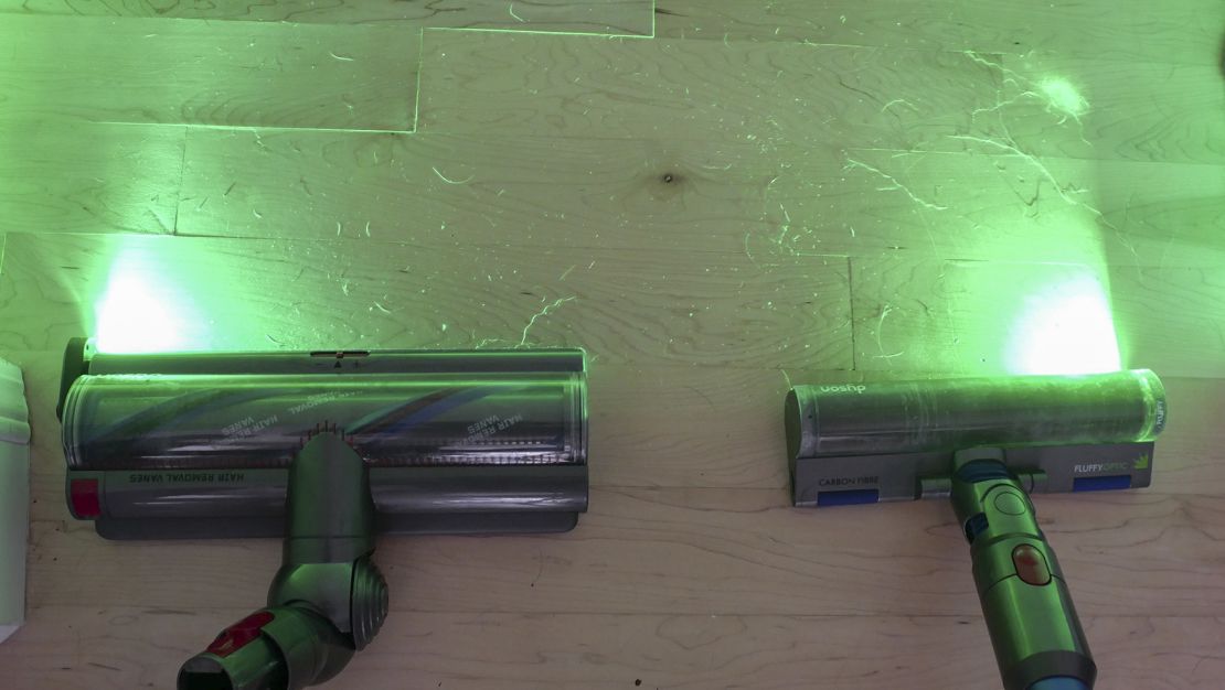 Tewisefaok Vacuum Light (left) and Dyson's built-in light (right).