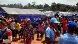 thai cambodia displaced.jpg