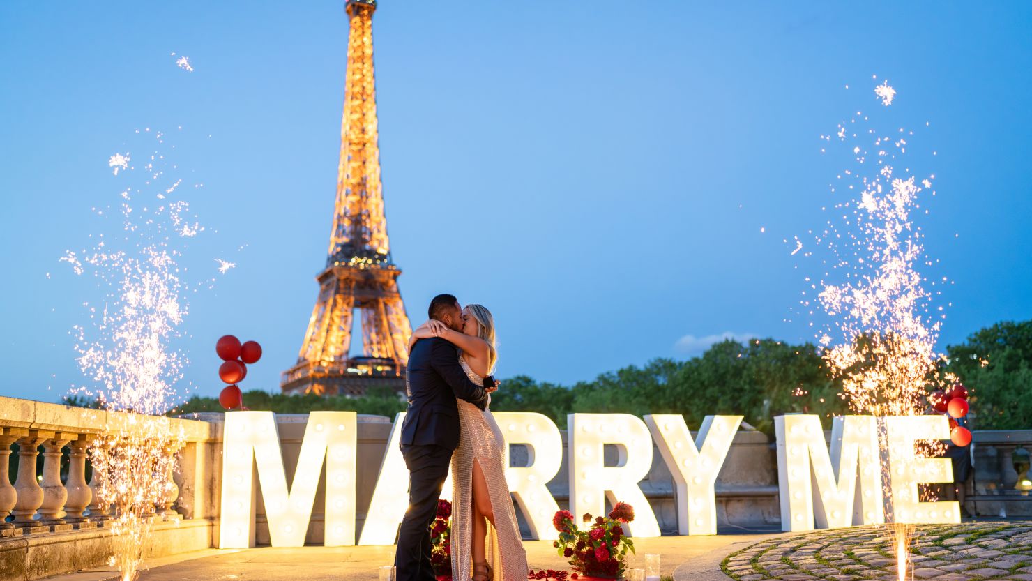 Couples are looking for increasingly elaborate ways to pop the question in Paris.