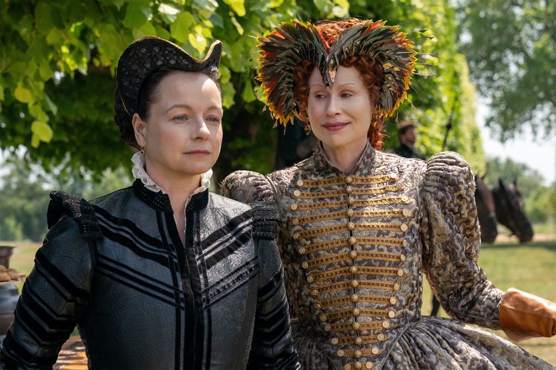 Samantha Morton (“Catherine de Medici”) and Minnie Driver (“Queen Elizabeth I”) in 