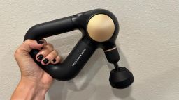 Prosthetic hand recreates feeling of cotton bud touch
