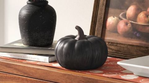 Threshold Medium Ceramic Stoneware Pumpkin Black