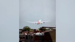 thumb avion.jpg