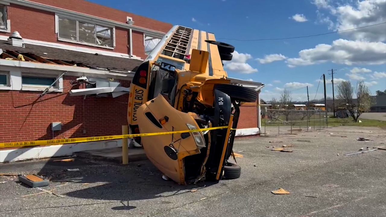 thumb bus.jpg
