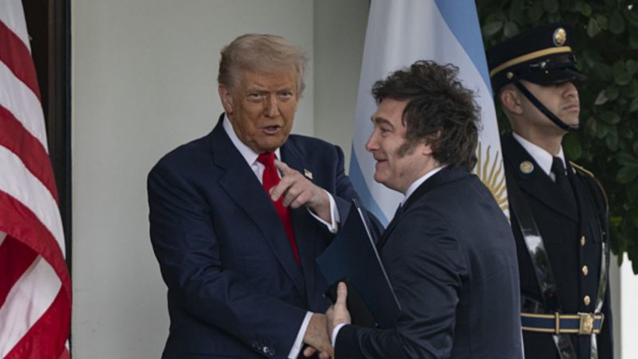 thumb trimp milei.jpg