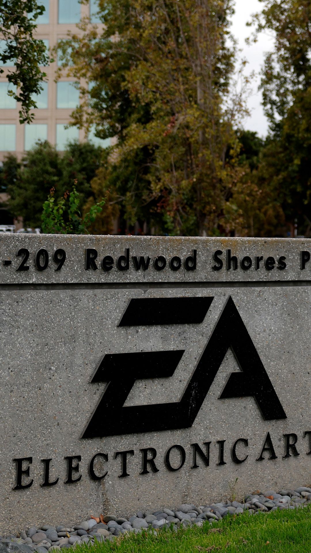 THUMBNAIL ELECTRONIC ARTS DEAL 1 VRTC.jpg