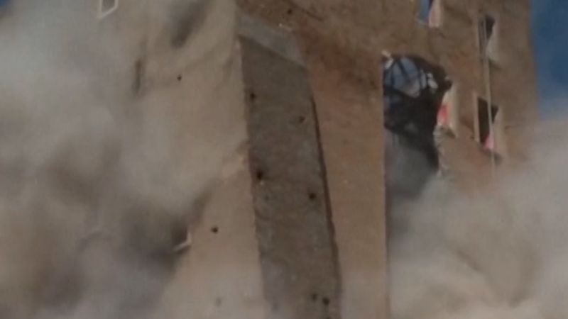 https://media.cnn.com/api/v1/images/stellar/prod/thumbnail-rome-tower-partial-collapse-1-vrtc.jpg?c=16x9&q=w_800,c_fill